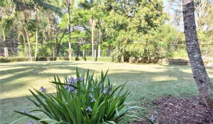 Casa com 4 dormitórios à venda, 387 m² por R$ 1.490.000,00 - Algarve - Cotia/SP