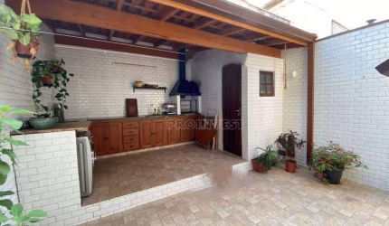 Casa com 3 dormitórios à venda, 174 m² por R$ 750.000,00 - Granja Viana - Cotia/SP
