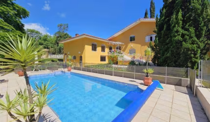 Casa em condomínio de Alto Padrão na Granja Viana!!!