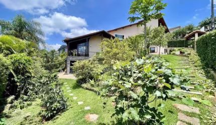 Casa com 4 dormitórios à venda, 445 m² por R$ 1.890.000,00 - Granja Viana - Embu das Artes/SP