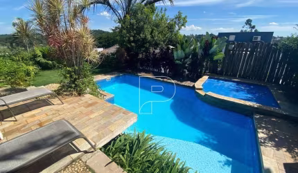 Casa com 3 dormitórios à venda, 293 m² por R$ 2.300.000,00 - Granja Viana - Carapicuíba/SP