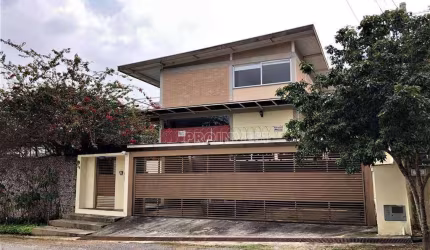 Casa com 3 dormitórios à venda, 344 m² por R$ 1.650.000,00 - Granja Viana - Cotia/SP