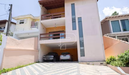 Casa com 3 dormitórios à venda, 308 m² por R$ 980.000,00 - Parque Nova Jandira - Jandira/SP