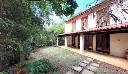 Casa com 4 dormitórios, 325 m² - venda por R$ 1.200.000,00 ou aluguel por R$ 7.665,00 - Granja Viana - Carapicuíba/SP