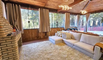 Casa em condomínio na Granja Viana!!!