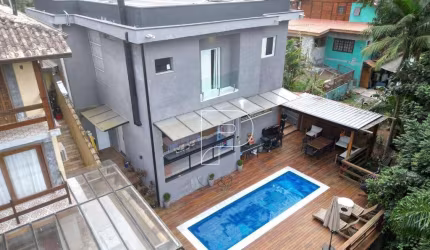 Casa com 3 dormitórios à venda, 245 m² por R$ 1.600.000,00 - Vila Verde - Itapevi/SP