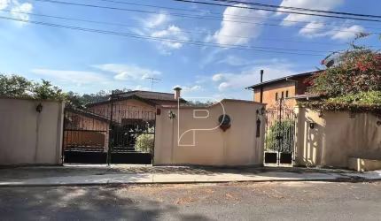 Casa com 2 dormitórios à venda, 380 m² por R$ 1.600.000,00 - Miolo da Granja - Cotia/SP
