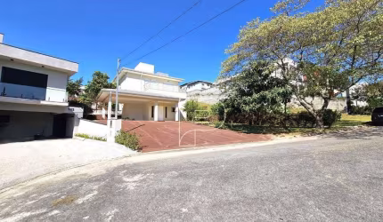 Casa em condomínio na Granja Viana!!!