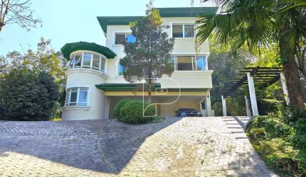 Casa em condomínio na Granja Viana!!!