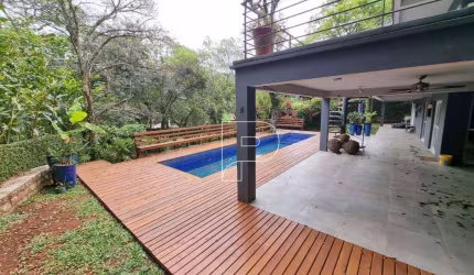 Casa em condomínio na Granja Viana!!!