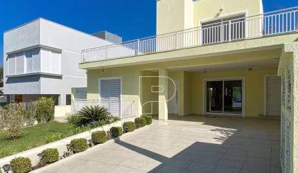 Casa com 3 dormitórios à venda, 239 m² por R$ 900.000,00 - Villa Rica - Vargem Grande Paulista/SP