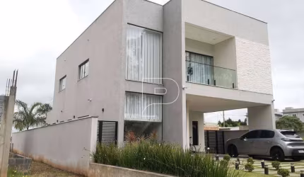 Casa com 3 dormitórios, 250 m² - venda por R$ 1.200.000,00 ou aluguel por R$ 6.000,00/mês - Condominio Belbancy - Vargem Grande Paulista/SP