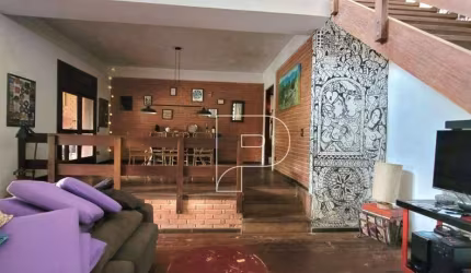 Casa com 4 dormitórios à venda, 281 m² por R$ 900.000,00 - Patrimônio do Carmo - São Roque/SP