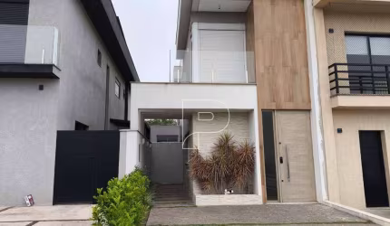 Casa com 3 dormitórios 1 suíte, condomínio The Square Village Granja Viana