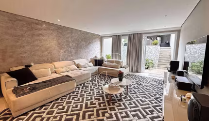 Casa com 3 suítes à venda, 270 m² por R$ 1.490.000 - Vila São Francisco - São Paulo/SP