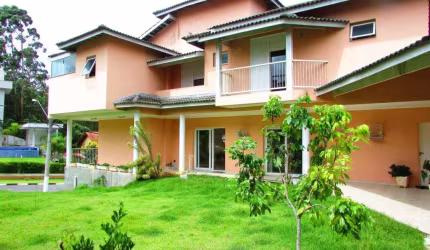 Casa à venda, 440 m² por R$ 1.500.000,00 - Granja Viana - Embu das Artes/SP
