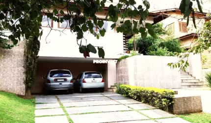 Casa com 3 dormitórios à venda, 280 m² por R$ 1.500.000,00 - Granja Viana - Fazendinha - Km 23 - Carapicuíba/SP
