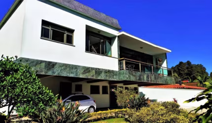 Casa em condomínio de alto padrão na Granja Viana !!!