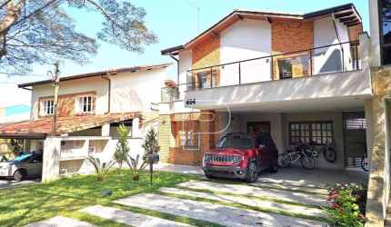 Casa em condomínio na Granja Viana!!!