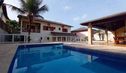 Casa com 4 dormitórios à venda, 399 m² por R$ 2.200.000 - Granja Viana