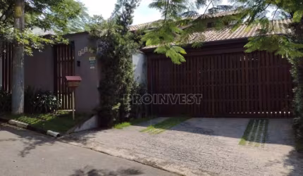 Casa com 3 dormitórios à venda, 239 m² por R$ 1.100.000,00 - Parque da Figueira - Carapicuíba/SP