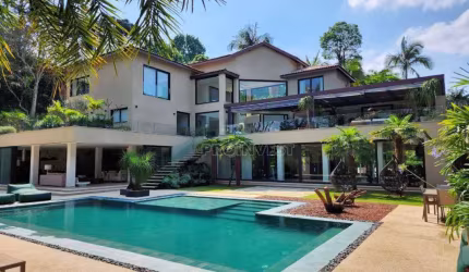 Casa de Luxo na Granja Viana - Haras Guancan