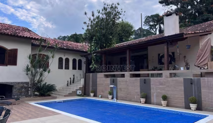 Casa com 4 dormitórios à venda, 580 m² por R$ 3.950.000,00 - Granja Viana - Carapicuíba/SP