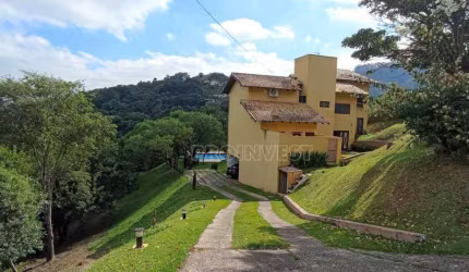 Casa com 4 dormitórios à venda, 360 m² por R$ 1.900.000,00 - Quebec Ville - São Roque/SP