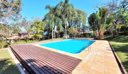 Casa na Granja Viana!