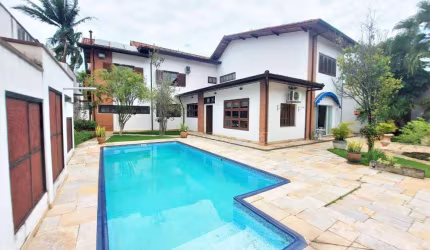 Casa com 4 dormitórios à venda, 420 m² por R$ 2.700.000,00 - Granja Viana - Cotia/SP