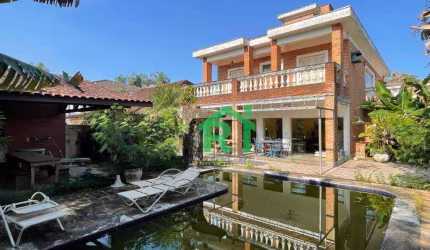 Casa com 4 dormitórios à venda, 350 m² por R$ 1.500.000,00 - Acapulco - Guarujá/SP