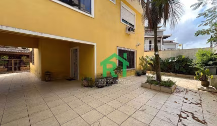 Casa na praia 4 dormitórios à venda, 240 m² por R$ 848.000