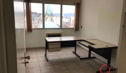 Sala comercial com 3 salas à venda na Dom Idílio José Soares, 42, Centro, Santos por R$ 300.000