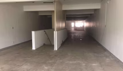 Sala comercial com 1 sala para alugar na Rua João Pessoa, 4, Centro, Santos por R$ 2.300