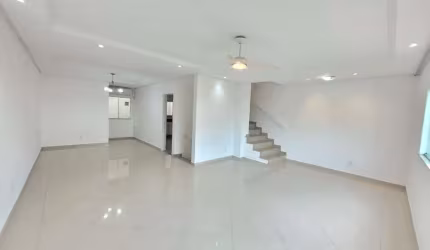 Casa com 3 quartos para alugar na Rua Santa Cruz, 133, Centro, São Vicente por R$ 3.500