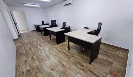 Sala comercial com 3 salas para alugar na Brás Cubas - até 105 - lado ímpar, 37, Centro, Santos por R$ 2.300