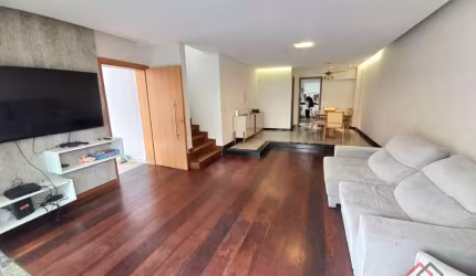 Casa com 3 quartos para alugar na Avenida Doutor Epitácio Pessoa, 572, Aparecida, Santos por R$ 11.000
