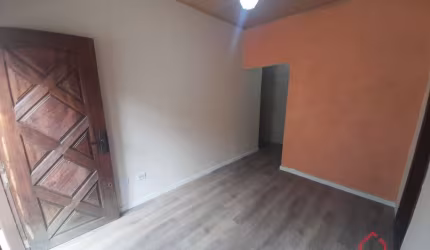 Casa com 2 quartos à venda na Rua Doutor Campos Sales, 348, Centro, São Vicente por R$ 300.000