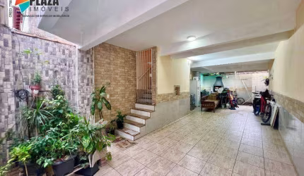Casa com 2 dormitórios à venda, 111 m² por R$ 650.000,00 - Vila Guilhermina - Praia Grande/SP