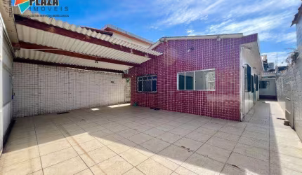 Casa com 4 dormitórios à venda, 180 m² por R$ 950.000,00 - Boqueirão - Praia Grande/SP
