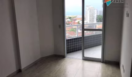 Lindo apartamento a 300 metros da praia com vista mar a venda no bairro da Mirim !