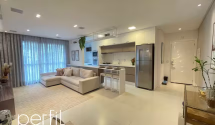 Apartamento para locação - 3 suítes - em frente ao 62 Batalhão de Infantaria, no Centro - Joinville/SC.
