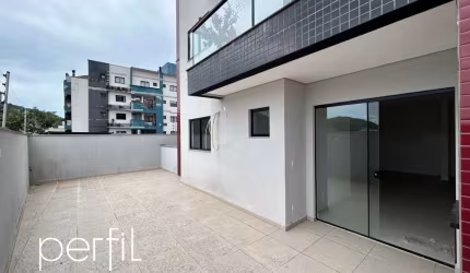 Apartamento à Venda em Joinville-SC, Bairro Bom Retiro: 2 Quartos, 1 Suíte, 3 Salas, 2 Banheiros, 1 Vaga, 112,95m².