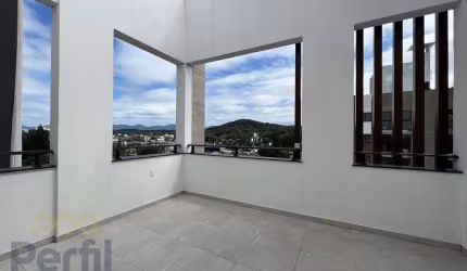 Cobertura à venda - 3 suítes - 136m2 privativos - bairro Anita Garibaldi - Joinville/SC.