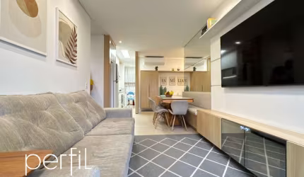 Apartamento à venda com 2 quartos sendo 1 suíte no bairro Anita Garibaldi - Joinville/ SC