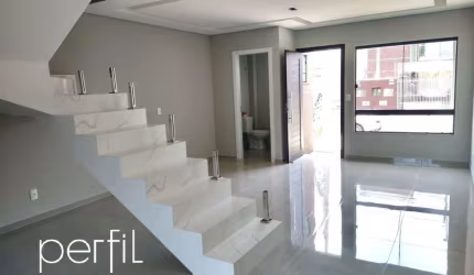 Sobrado geminado à venda - 1 suíte com sacada + 2 quartos - Pirabeiraba - Joinville/SC.