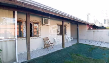 Casa com 3 quartos a venda no centro de bc, Centro, Balneário Camboriú - SC