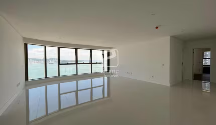 Apartamento 4 suÍtes no yachthouse by pininfarina, Barra Sul, Balneário Camboriú - SC
