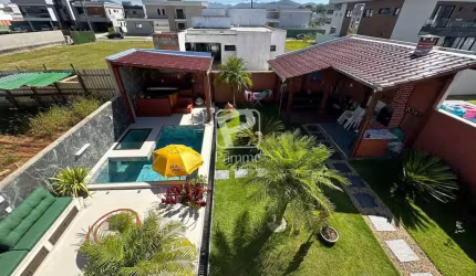 Casa 3 dormitÓrios em camboriu, Santa Regina, Camboriú - SC
