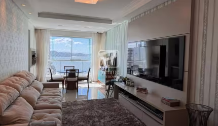 Apartamento quadra mar andar alto , Centro, Balneário Camboriú - SC
